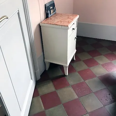 The B Διαμέρισμα